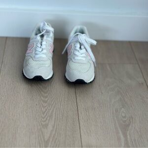 New Balance Kids Cream and Pink Sneakers